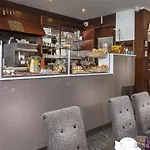 Rivoli Szálloda 3*