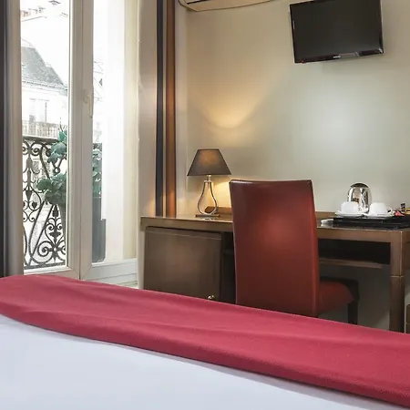 Отель Rivoli 3*